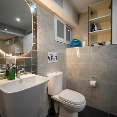 Seafront, Lovely Modern Studio. Apartament *
